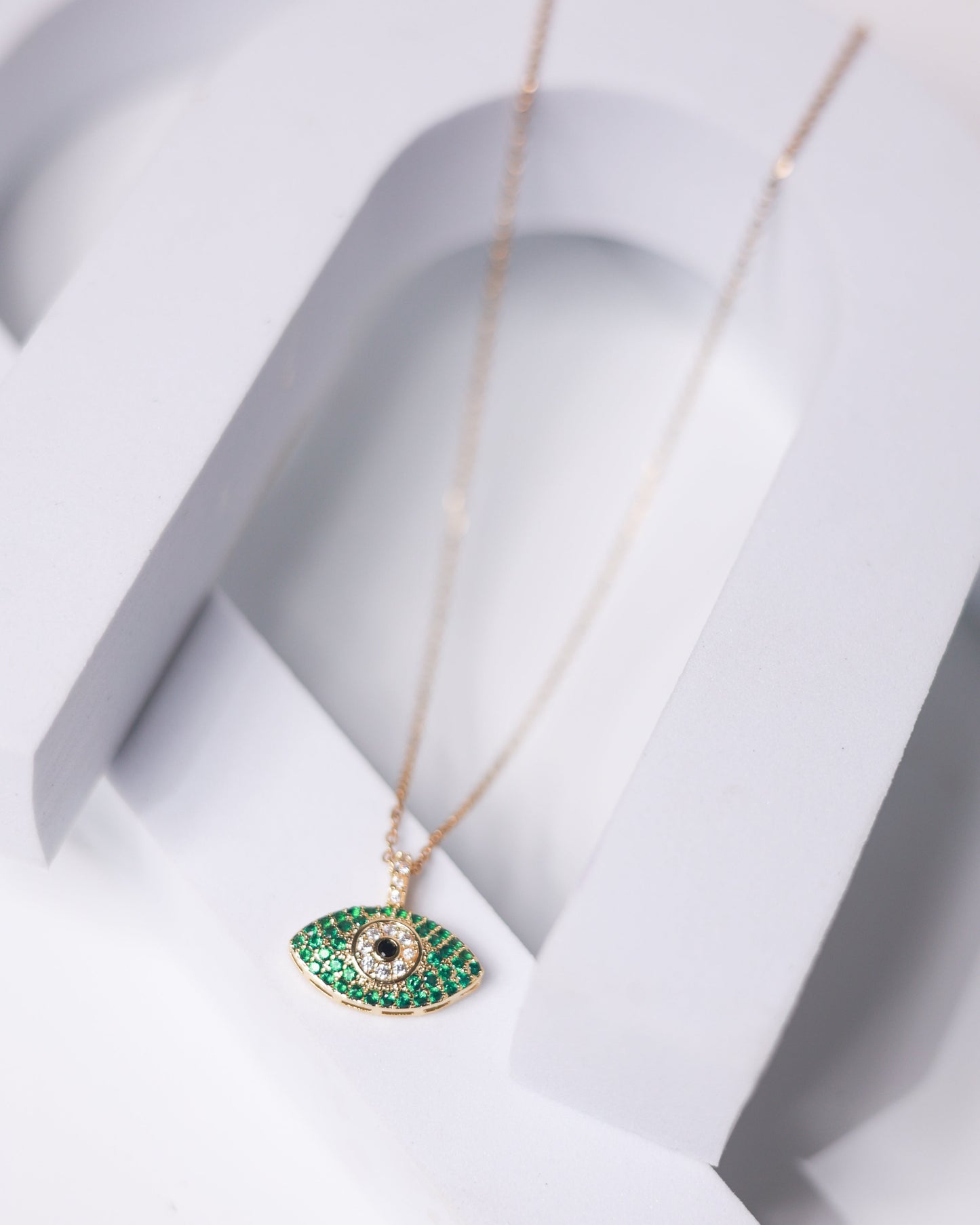 The LumEye Necklace