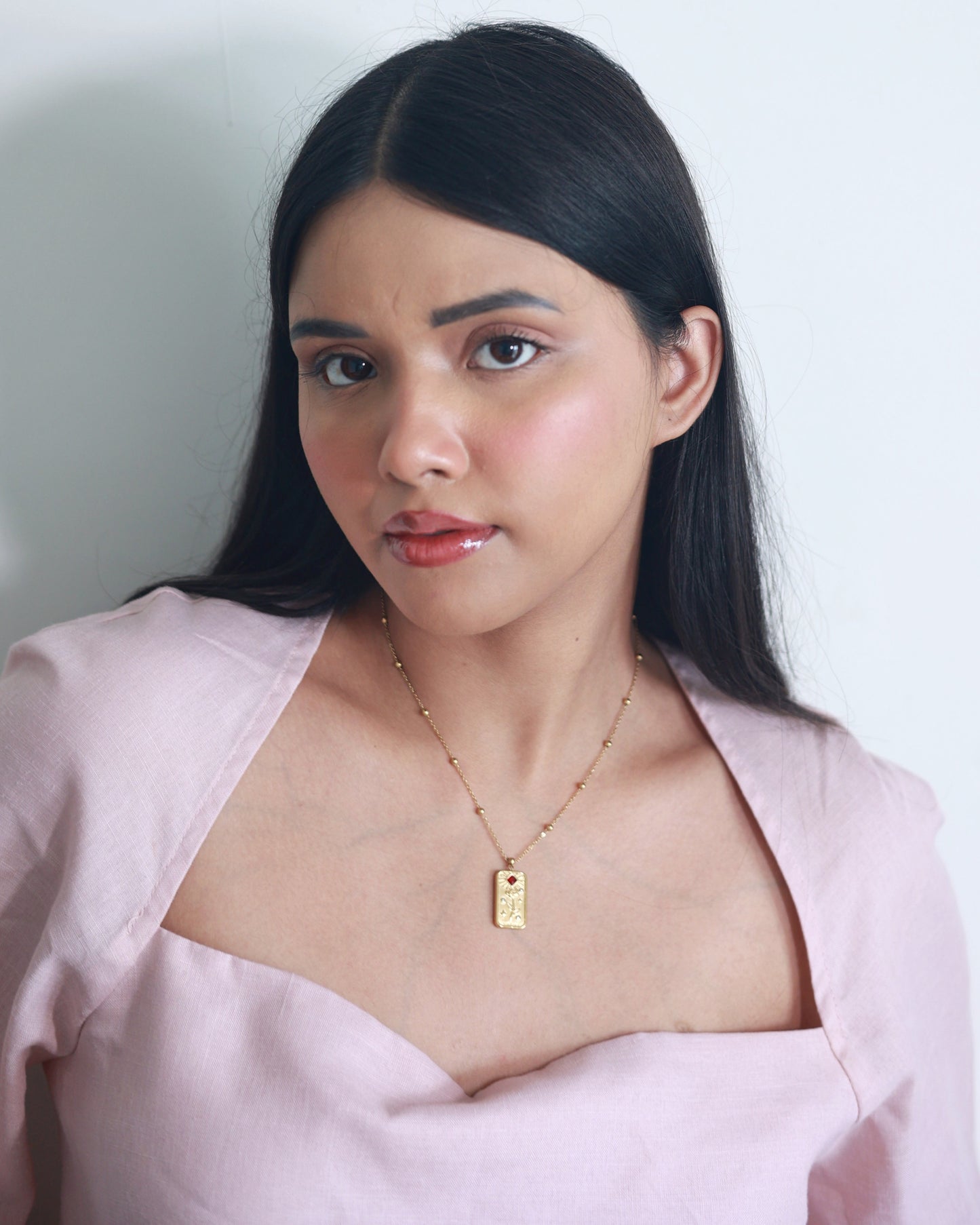 The Rosaria Necklace