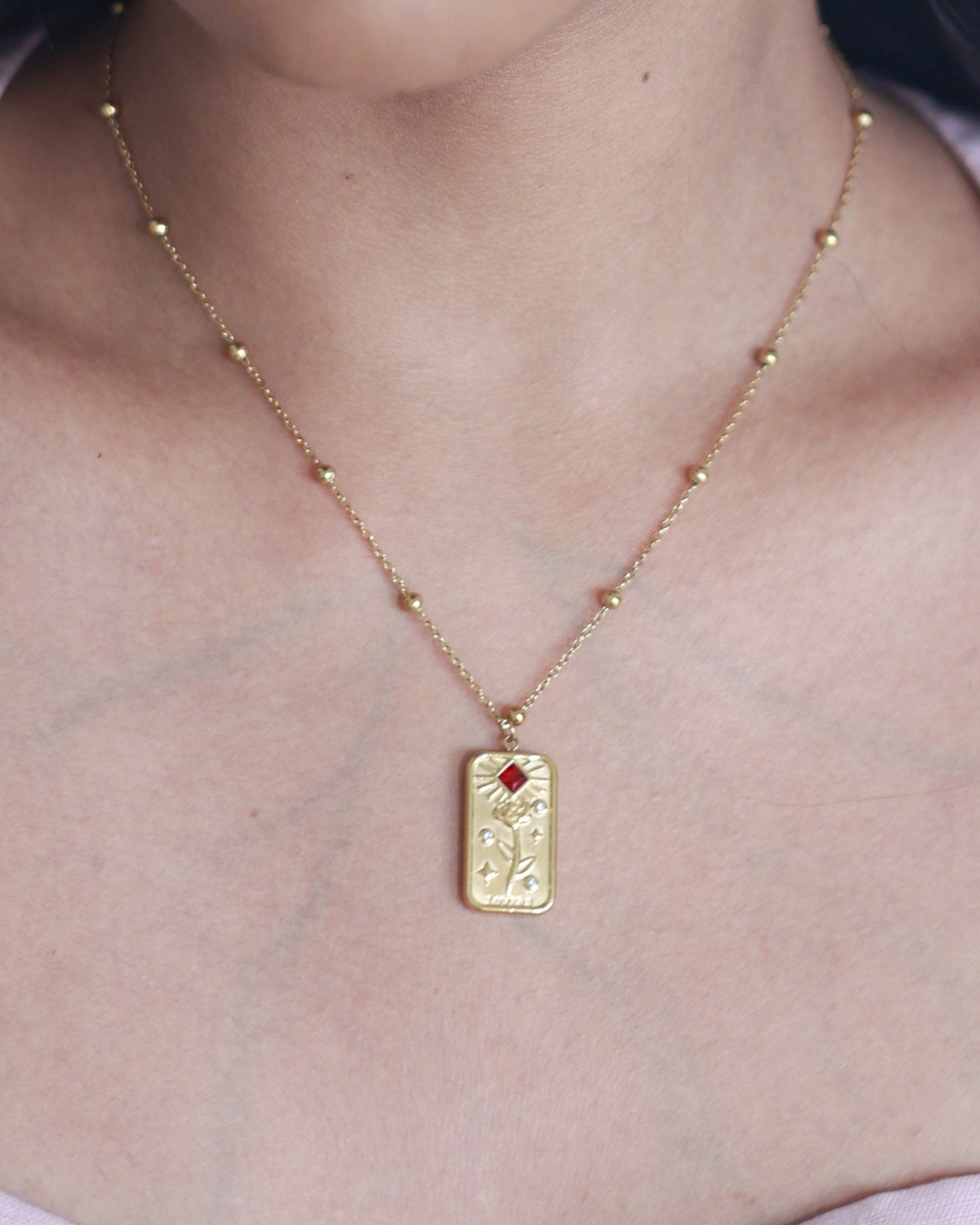 The Rosaria Necklace