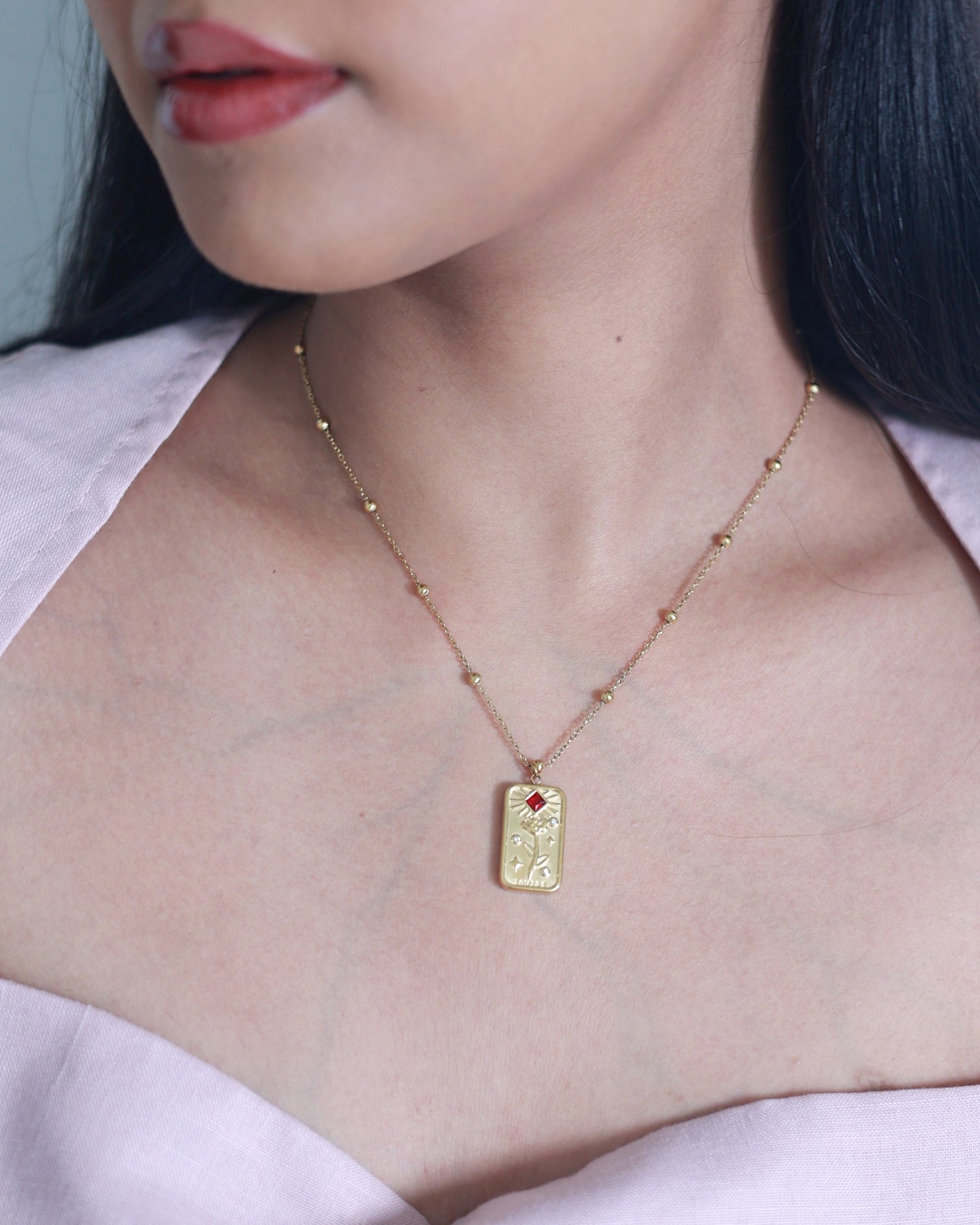 The Rosaria Necklace