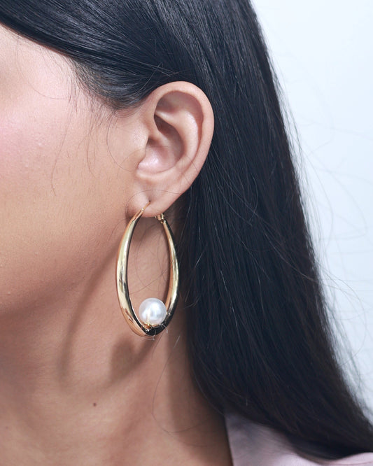 The Hoopla Earring